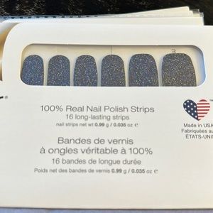 Color Street Living the Gleam